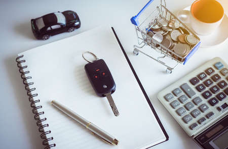 Which are the trusted used car dealers in India offering warranty?