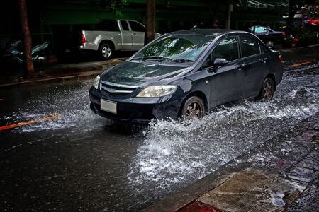 Monsoon Car Care: Benefits of Exterior Detailing & Water-Repellent Coatings India
